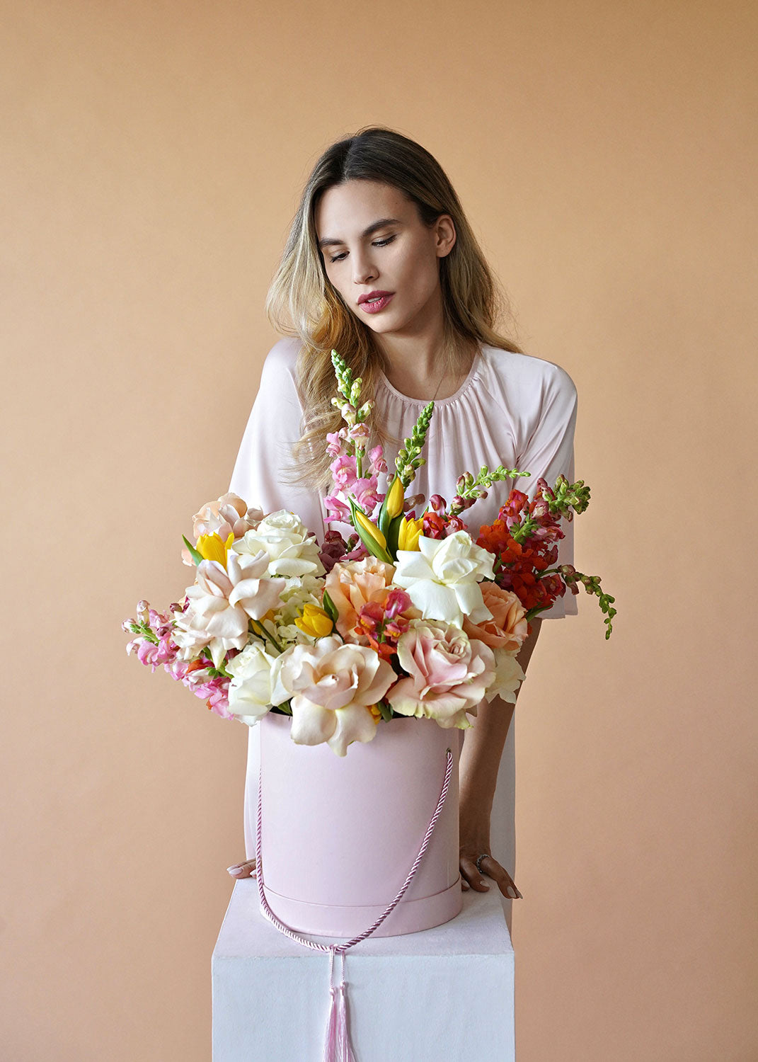 Spring Flower Box | Le Rosey Flowers Montreal