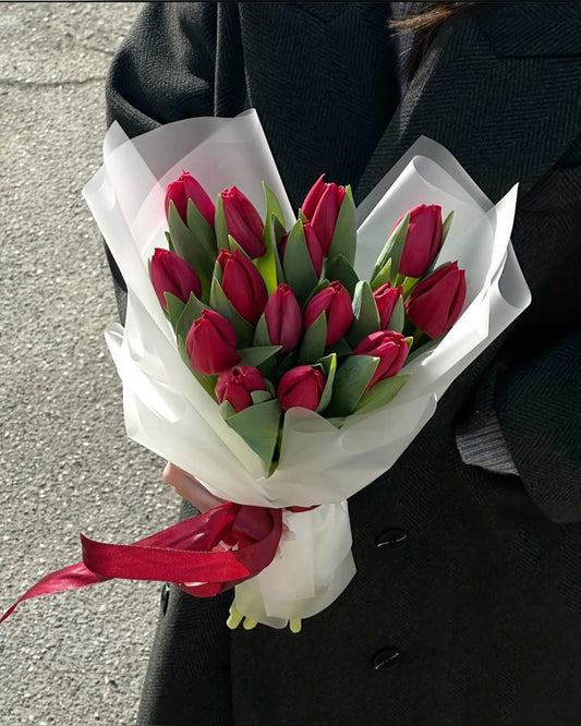 Red Tulips Bouquet VD